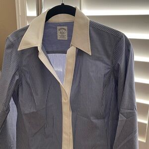Woman’s dress shirt